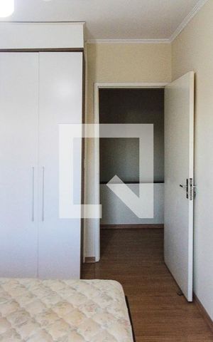Casa à venda com 150m², 3 quartos e 4 vagas Casa à venda com 150m², 3 quartos e 4 vagasQuarto