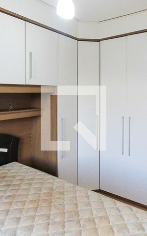 Casa à venda com 150m², 3 quartos e 4 vagas Casa à venda com 150m², 3 quartos e 4 vagasQuarto