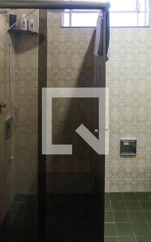 Casa à venda com 150m², 3 quartos e 4 vagas Casa à venda com 150m², 3 quartos e 4 vagasBanheiro da Suíte