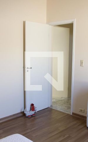 Casa à venda com 270m², 6 quartos e 5 vagasQuarto 2