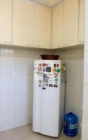 Casa à venda com 270m², 6 quartos e 5 vagas Casa à venda com 270m², 6 quartos e 5 vagasCozinha