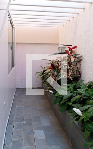 Casa à venda com 270m², 6 quartos e 5 vagas Casa à venda com 270m², 6 quartos e 5 vagasÁrea comum
