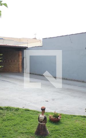 Casa à venda com 144m², 3 quartos e 3 vagasQuintal
