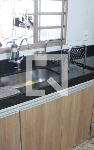Casa à venda com 144m², 3 quartos e 3 vagasCozinha