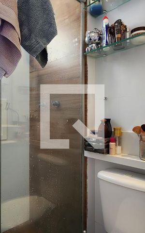 Apartamento à venda com 77m², 3 quartos e 1 vagaBanheiro da Suíte 