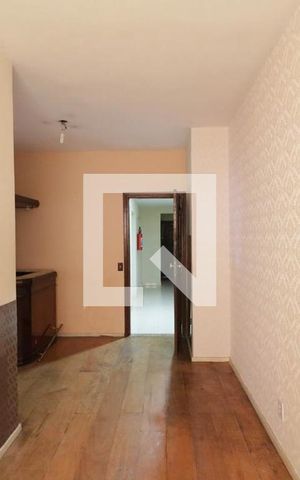 Apartamento para alugar com 42m², 2 quartos e 1 vaga Apartamento para alugar com 42m², 2 quartos e 1 vagaSala