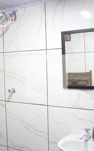 Casa à venda com 320m², 3 quartos e 2 vagasBanheiro 2