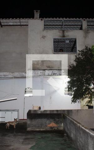 Casa à venda com 320m², 3 quartos e 2 vagasÁrea de Serviço