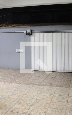 Casa à venda com 320m², 3 quartos e 2 vagasQuintal