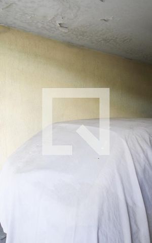 Casa à venda com 142m², 2 quartos e 2 vagas Casa à venda com 142m², 2 quartos e 2 vagasGaragem