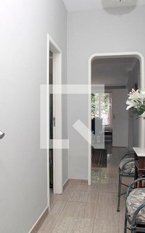 Casa à venda com 350m², 4 quartos e 4 vagasCorredor Andar Térreo