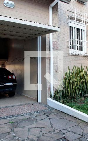 Casa à venda com 350m², 4 quartos e 4 vagasGaragem (04 vagas)