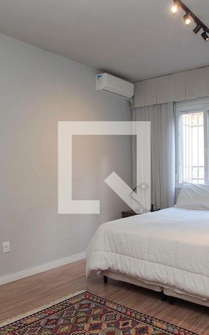 Casa à venda com 350m², 4 quartos e 4 vagasQuarto 1 Suíte