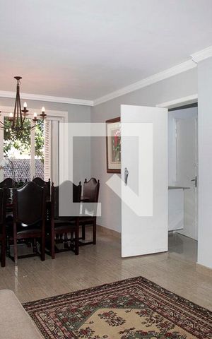 Casa à venda com 350m², 4 quartos e 4 vagasSala Jantar