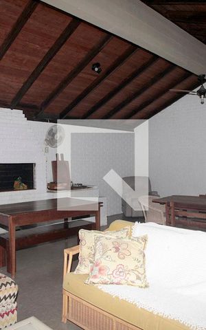 Casa à venda com 350m², 4 quartos e 4 vagasÁrea comum