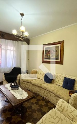 Casa à venda com 202m², 3 quartos e 4 vagas Casa à venda com 202m², 3 quartos e 4 vagasSala de TV