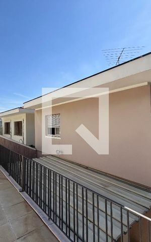 Casa à venda com 202m², 3 quartos e 4 vagas Casa à venda com 202m², 3 quartos e 4 vagasÁrea externa