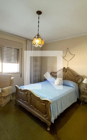 Casa à venda com 202m², 3 quartos e 4 vagas Casa à venda com 202m², 3 quartos e 4 vagasSuíte