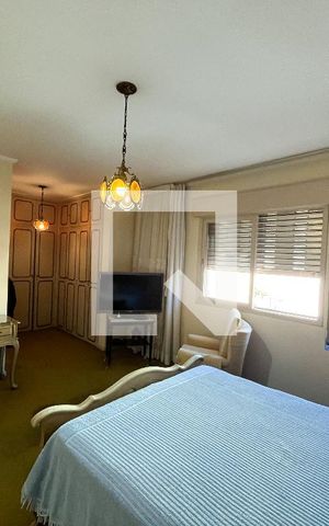 Casa à venda com 202m², 3 quartos e 4 vagas Casa à venda com 202m², 3 quartos e 4 vagasSuite