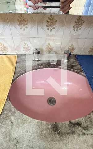 Casa à venda com 202m², 3 quartos e 4 vagas Casa à venda com 202m², 3 quartos e 4 vagasBanheiro da Suíte