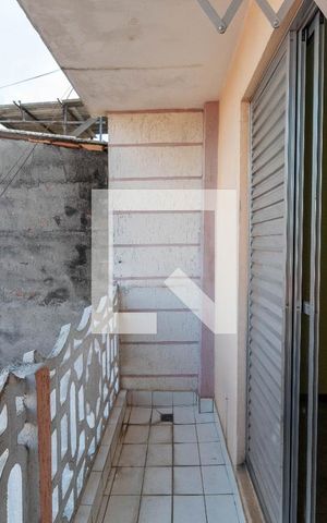 Casa à venda com 180m², 2 quartos e sem vaga Casa à venda com 180m², 2 quartos e sem vagaVaranda
