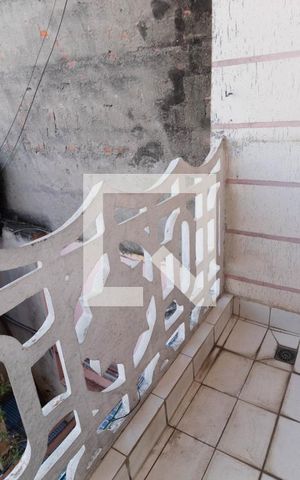 Casa à venda com 180m², 2 quartos e sem vaga Casa à venda com 180m², 2 quartos e sem vagaVaranda