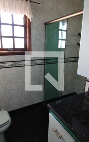 Casa à venda com 114m², 3 quartos e 2 vagasBanheiro