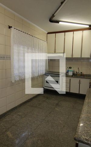 Casa à venda com 114m², 3 quartos e 2 vagasCozinha