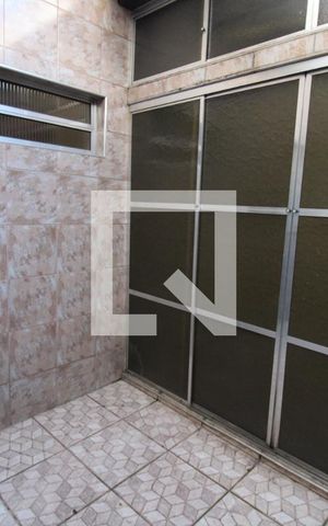 Casa à venda com 114m², 3 quartos e 2 vagasÁrea de Serviço