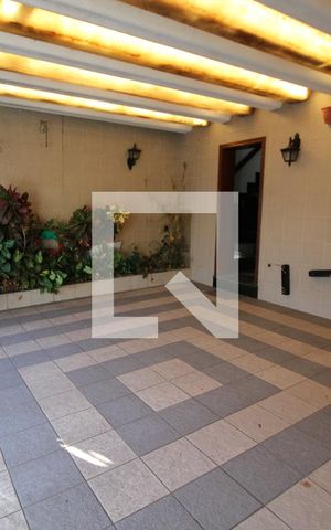 Casa à venda com 114m², 3 quartos e 2 vagasGaragem