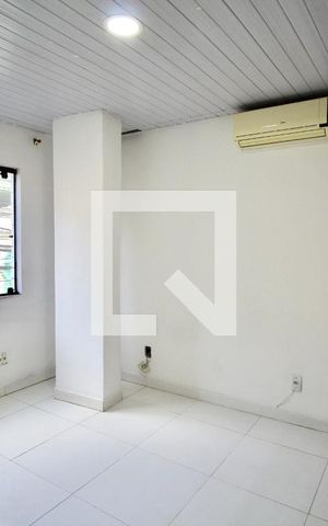 Casa para alugar com 82m², 2 quartos e 1 vaga Casa para alugar com 82m², 2 quartos e 1 vagaQuarto 1