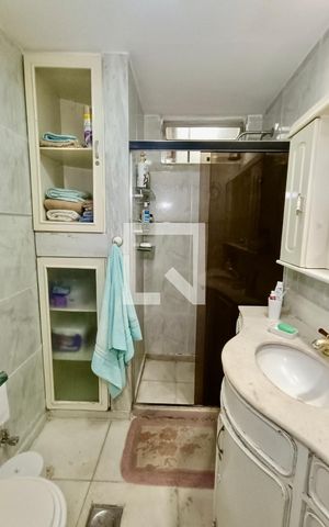 Apartamento à venda com 120m², 3 quartos e sem vaga Apartamento à venda com 120m², 3 quartos e sem vagaSuíte banheiro