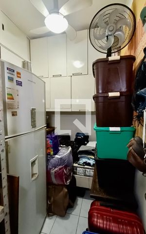 Apartamento à venda com 120m², 3 quartos e sem vaga Apartamento à venda com 120m², 3 quartos e sem vagaQuarto serviço