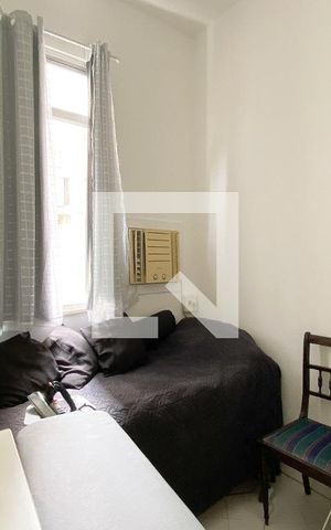 Apartamento à venda com 360m², 3 quartos e 3 vagas Apartamento à venda com 360m², 3 quartos e 3 vagasQuarto de Serviço
