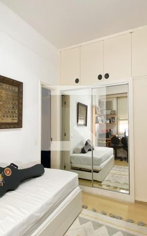 Apartamento à venda com 360m², 3 quartos e 3 vagas Apartamento à venda com 360m², 3 quartos e 3 vagasSuíte 2