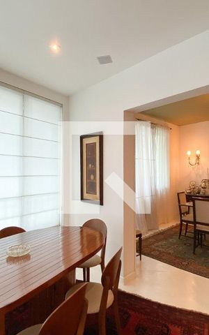 Apartamento à venda com 360m², 3 quartos e 3 vagas Apartamento à venda com 360m², 3 quartos e 3 vagasBar da Sala