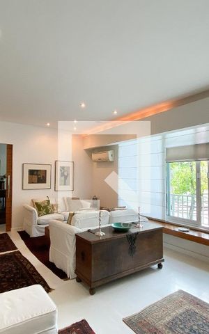 Apartamento à venda com 360m², 3 quartos e 3 vagas Apartamento à venda com 360m², 3 quartos e 3 vagasSala