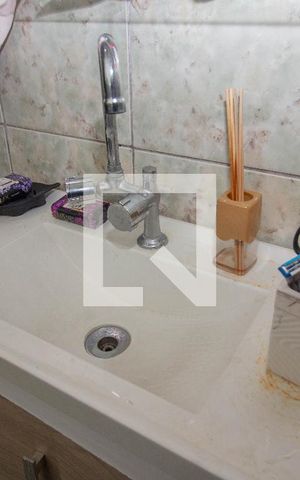 Casa à venda com 200m², 2 quartos e 2 vagasBanheiro da Suíte