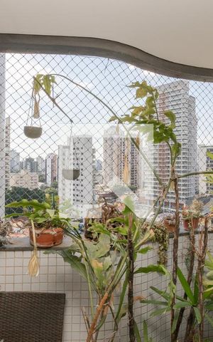 Apartamento à venda com 160m², 4 quartos e 3 vagas Apartamento à venda com 160m², 4 quartos e 3 vagasVaranda da Sala