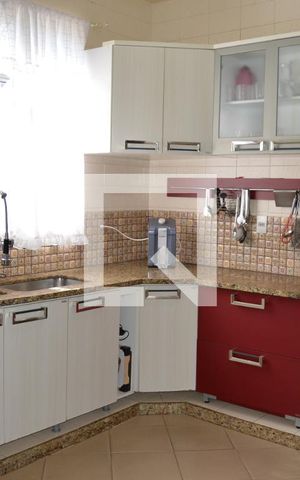 Casa à venda com 419m², 4 quartos e 4 vagasCozinha