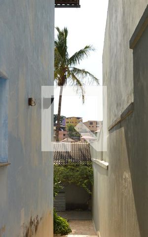 Casa à venda com 419m², 4 quartos e 4 vagasentrada lateral para o quintal