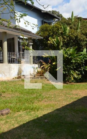 Casa à venda com 419m², 4 quartos e 4 vagasQuintal