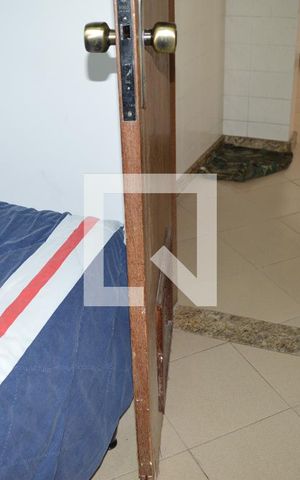 Casa à venda com 419m², 4 quartos e 4 vagasQuarto 5