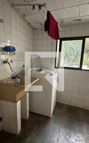Casa à venda com 450m², 8 quartos e 3 vagasLavanderia
