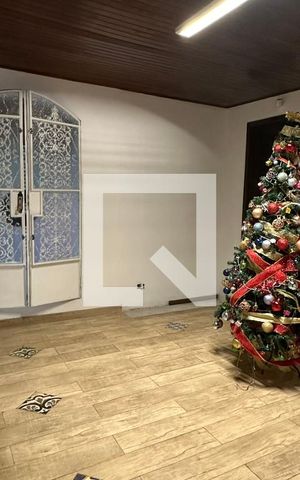 Casa à venda com 450m², 8 quartos e 3 vagasSuíte 1