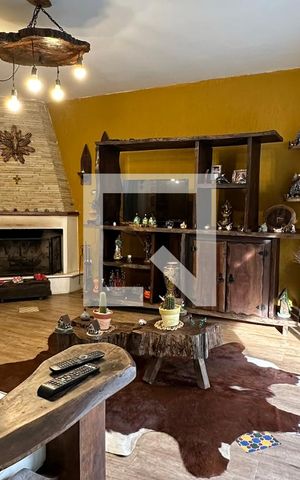Casa à venda com 450m², 8 quartos e 3 vagasSala