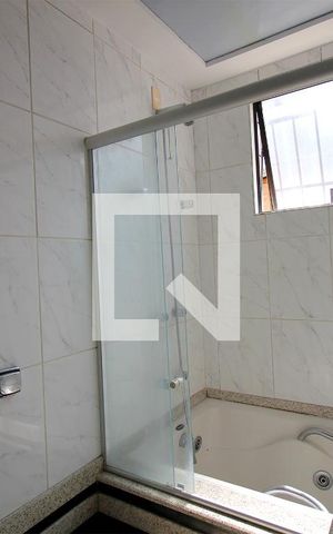 Apartamento à venda com 330m², 5 quartos e 2 vagasBanheiro das Semi Suites