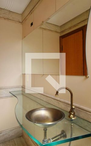 Apartamento à venda com 330m², 5 quartos e 2 vagasLavabo – 2º piso