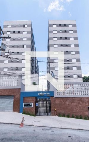 Apartamento para alugar com 33m², 2 quartos e sem vaga Apartamento para alugar com 33m², 2 quartos e sem vagaFachada