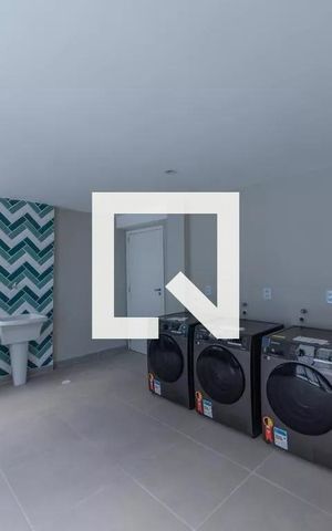 Apartamento para alugar com 33m², 2 quartos e sem vaga Apartamento para alugar com 33m², 2 quartos e sem vagaÁrea comum - Lavanderia